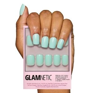 Glamnetic Press On Nails Soft Teal